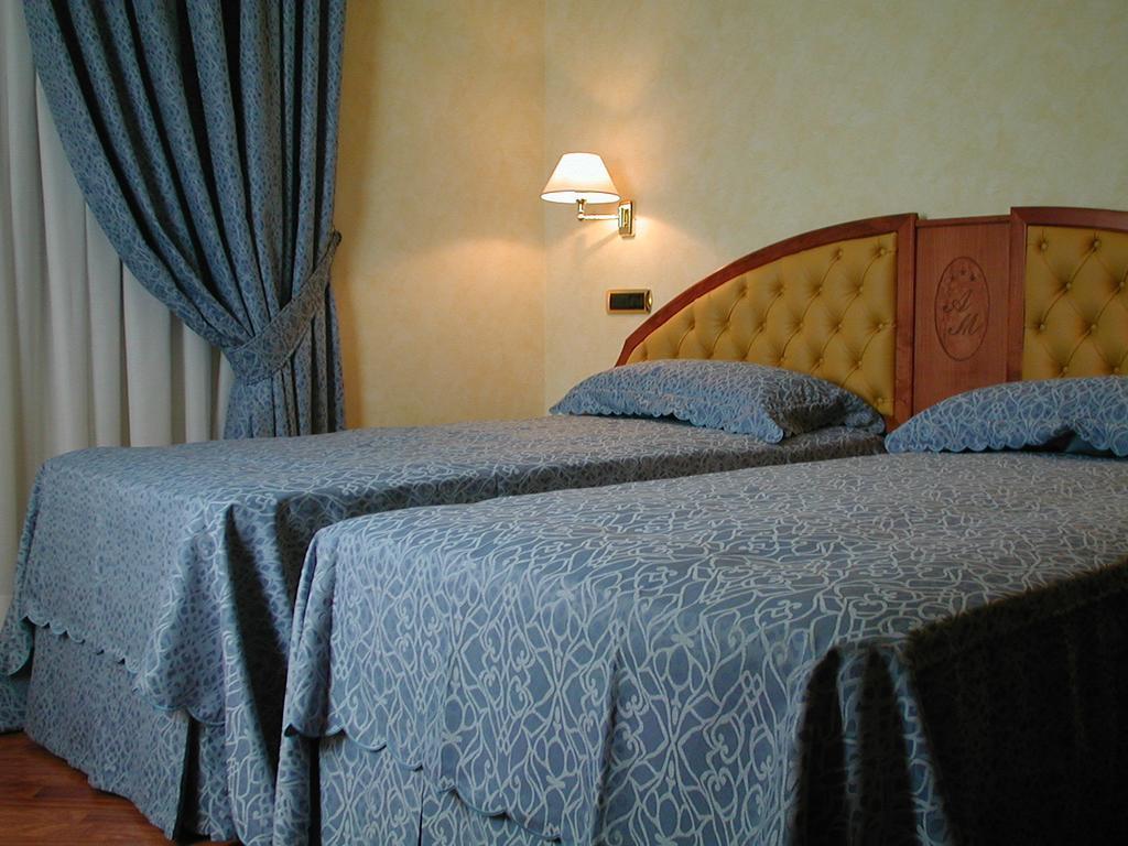 Hotel Antico Masetto Lamporecchio Exterior foto